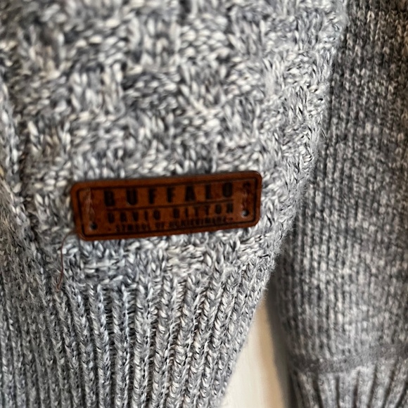 BUFFALO David Bitton Men's Gray Watcher Cable Knit Sweater - Size L - Picture 3 of 7
